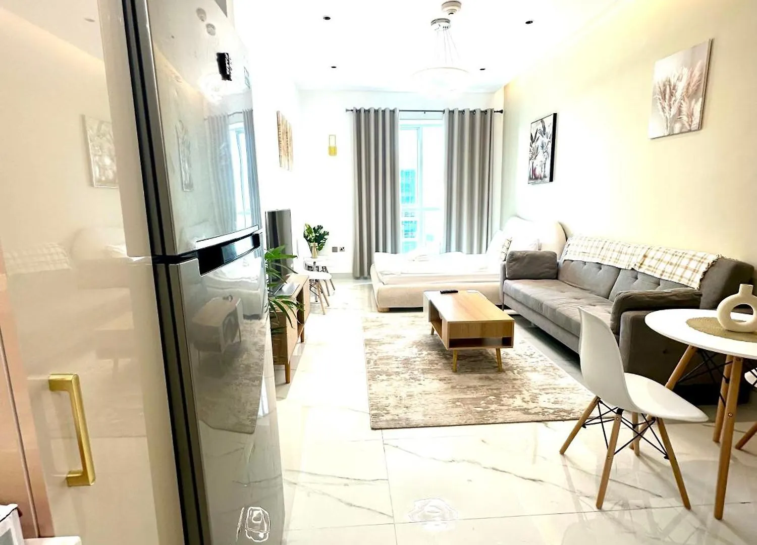 Stunning Studio With Sea-View In Jlt Dubai